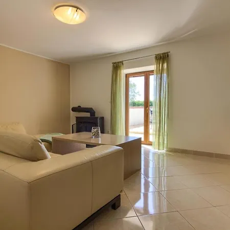 Mit Privatpool Fuer 5 Personen Ca 100 Qm In Gajana, Istrien Istrische Riviera